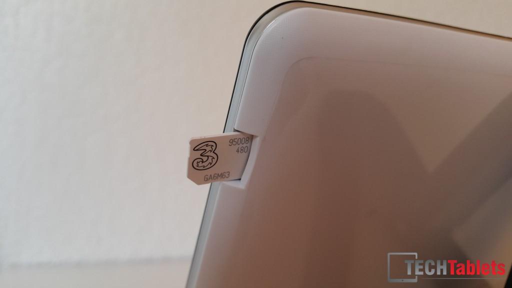 The Micro Sim is inserted this way.